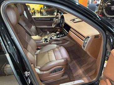 Porsche Cayenne III S — photo 14