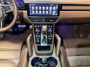 Porsche Cayenne III S — photo 17