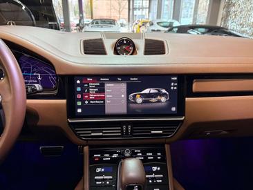 Porsche Cayenne III S — photo 20