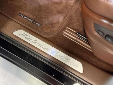 Porsche Cayenne III S — photo 26