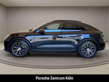 Porsche Macan Electric — photo 2