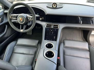Porsche Taycan Turbo S — photo 28