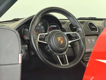 Porsche 718 Cabriolet Boxster — photo 16