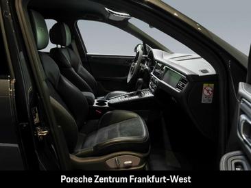 Porsche Macan GTS — photo 13