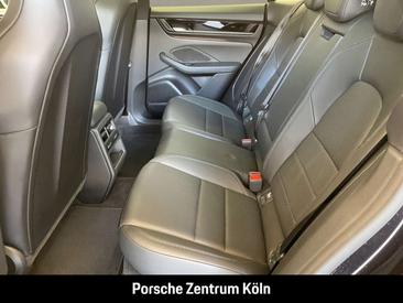 Porsche Macan Electric — photo 23
