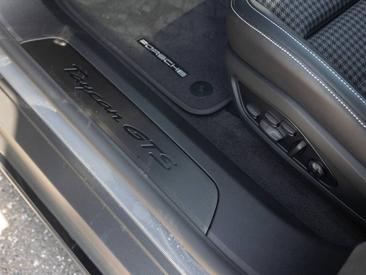 Porsche Taycan ph2 GTS Sport Turismo — photo 20