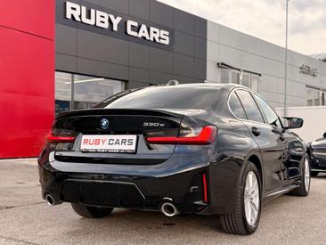 BMW Série 3 Berline 330e — photo 2