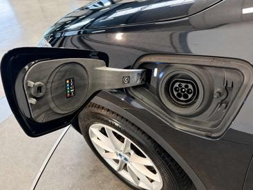 BMW X2 XDrive25e — photo 13