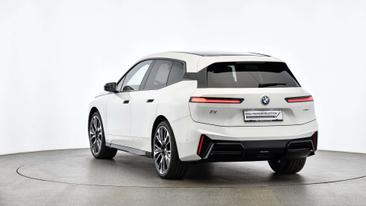 BMW IX XDrive45 — photo 2
