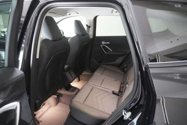BMW X1 SDrive18i — photo 8
