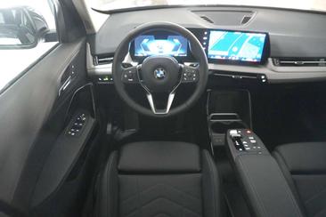BMW X1 SDrive18i — photo 10