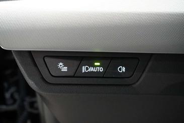BMW X1 SDrive18i — photo 19