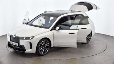 BMW IX XDrive45 — photo 23