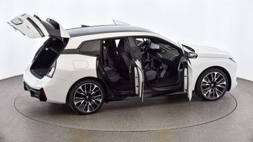 BMW IX XDrive45 — photo 30