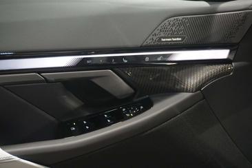 BMW Série 5 550e XDrive — photo 22