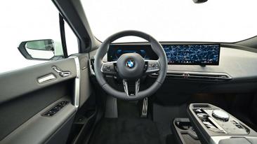 BMW IX XDrive45 — photo 37