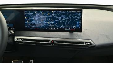 BMW IX XDrive45 — photo 38