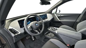 BMW IX XDrive45 — photo 42