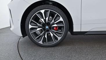 BMW IX XDrive45 — photo 48