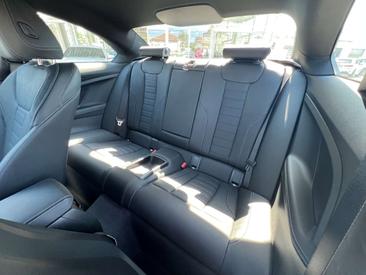 BMW Série 2 220d — photo 9
