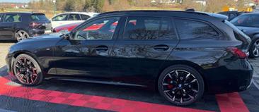 BMW M340d Touring 340d — photo 17