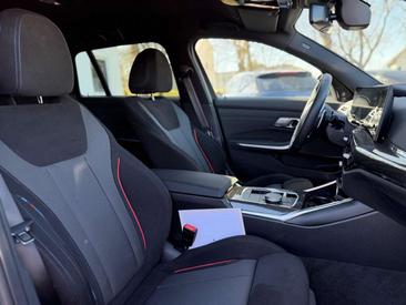 BMW M340d Touring 340d — photo 25