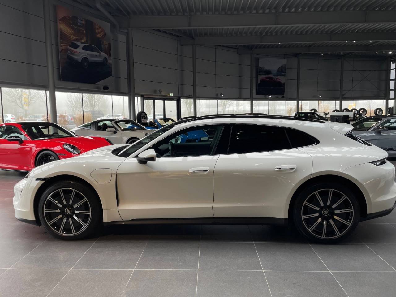 Porsche Taycan 4S Sport Turismo - 2023 - Joinsteer - #3