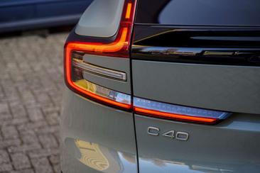 Volvo C40 Coupé SUV — photo 8