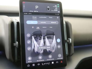 Volvo EX30 — photo 25