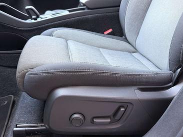 Volvo XC40 T5 Recharge — photo 12