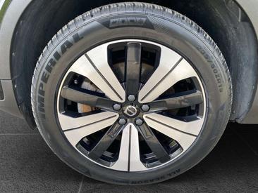 Volvo C40 Coupé SUV AWD — photo 15
