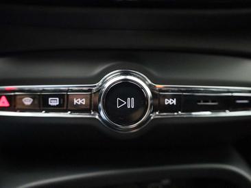 Volvo XC40 Berline Recharge Pure Electric — photo 24