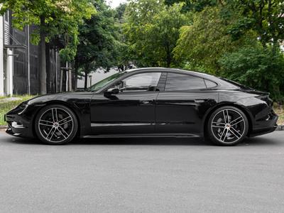 Porsche Taycan ph2 GTS