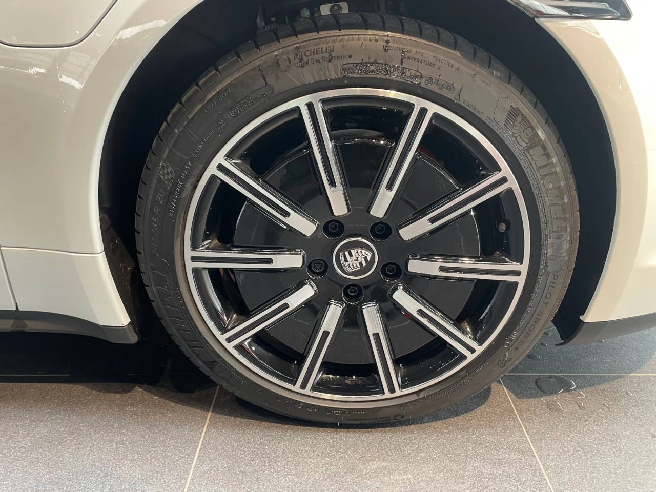 Porsche Taycan 4S Sport Turismo - 2023 - Joinsteer - #19