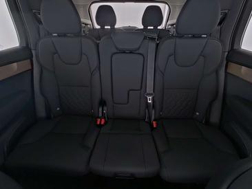 Volvo XC90 T6 AWD — photo 11