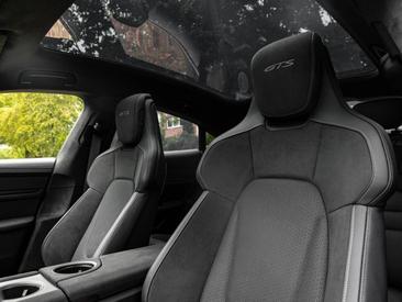 Porsche Taycan ph2 GTS — photo 15