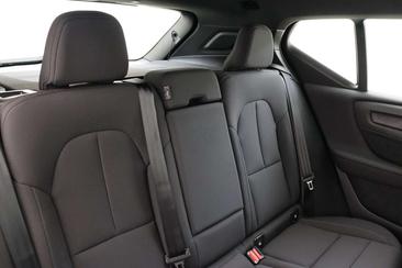 Volvo EX40 Single Motor Extended Range — photo 11