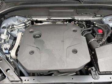 Volvo XC60 B4 — photo 15