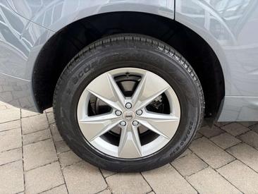Volvo XC60 B4 — photo 19