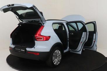 Volvo EX40 Single Motor Extended Range — photo 18