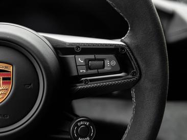 Porsche Taycan ph2 GTS — photo 28