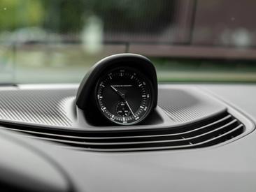 Porsche Taycan ph2 GTS — photo 32