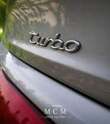 Porsche 911 Turbo — photo 22