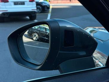 Audi Q3 35 TDI — photo 12