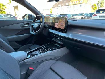 Audi Q3 35 TDI — photo 24