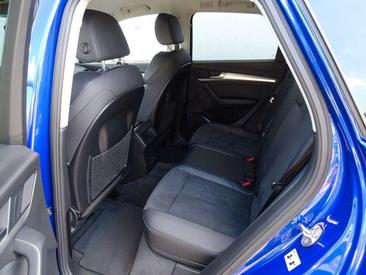 Audi Q5 35 TDI — photo 11