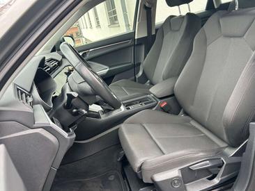 Audi Q3 35 TDI — photo 18