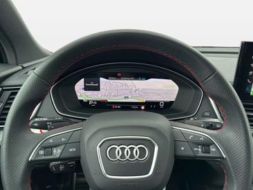 Audi Q5 35 TDI — photo 16