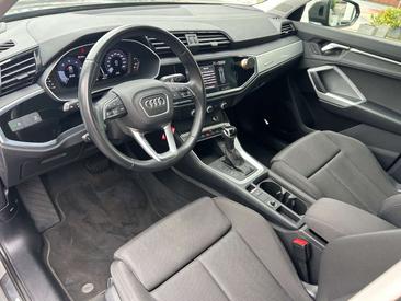 Audi Q3 35 TDI — photo 19
