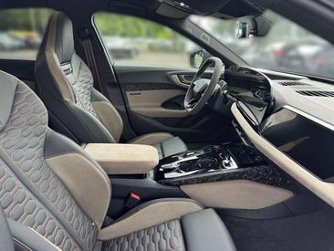 Audi RS5 Sportback — photo 10